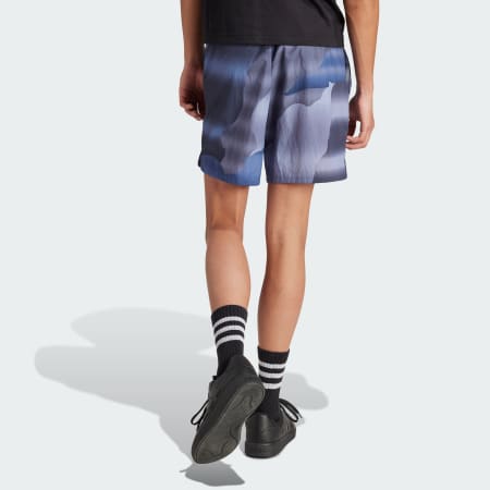City Escape Shorts