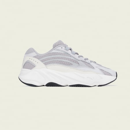 yeezy 700 blanc