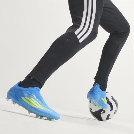 F50 ELITE Laceless Firm Ground Football Boots