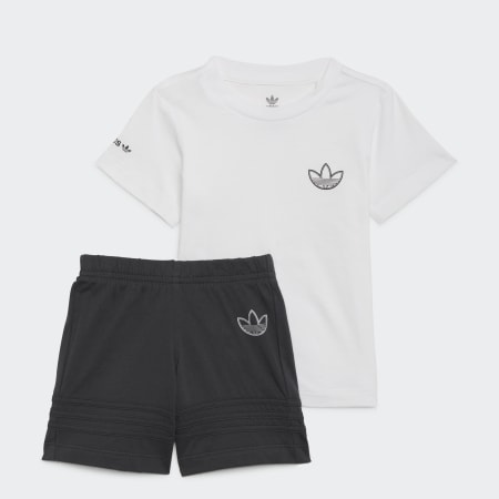 Set tricou și pantaloni scurți din colecția SPRT de la adidas