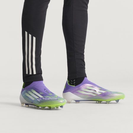 F50 Elite Laceless Firm Ground Boots