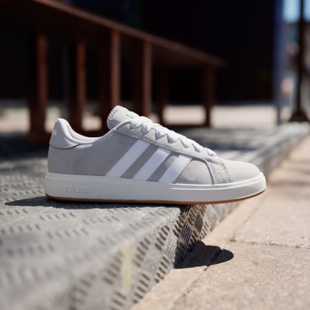 Chaussure Grand Court Base 00s