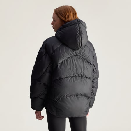 Jachetă adidas de iarnă căptușită de iarnă Stella McCartney, de lungime medie