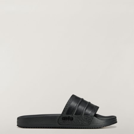 adidas x Arte Antwerp Adilette 拖鞋