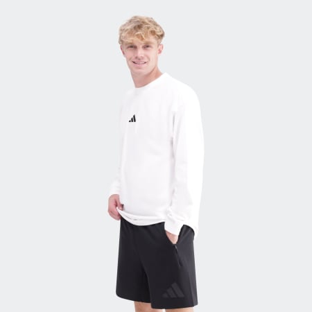 Essentials Plus Loose Fit Small Logo Long Sleeve Long-Sleeve Top