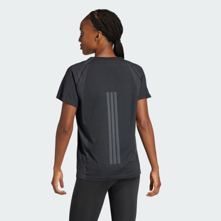 Seamless Knitted Tee