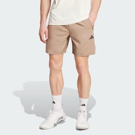 Train Essentials Woven Training Shorts