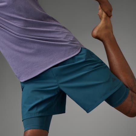 Yoga Premium Training Two-in-One Shorts