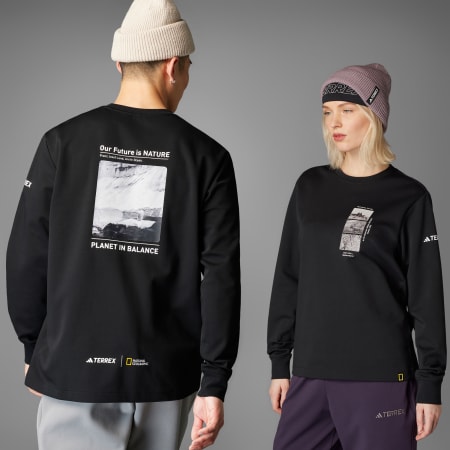 ©National Geographic Long Sleeve Graphic Tee (Gender Neutral)