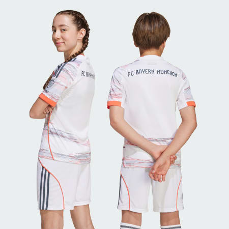 FC Bayern 25/26 Away Jersey Kids