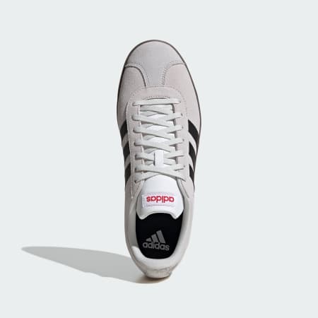 VL Court Classic Shoes
