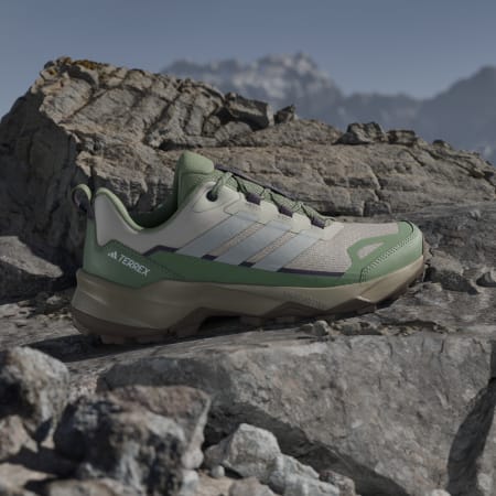 Pantofi de drumeție Terrex Skychaser Ax5