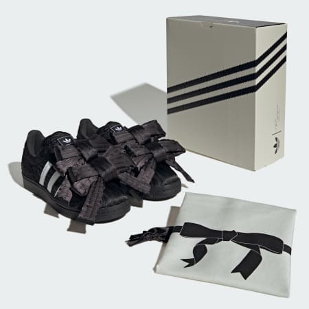 Superstar Shoes