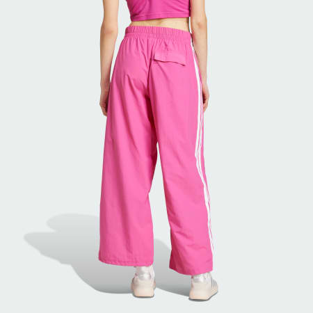 Pantaloni parachute Essentials, pentru un stil de viață specific celor 3 dungi