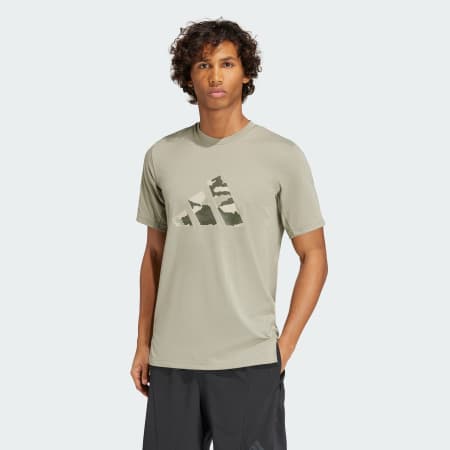 Train Essentials Camo Graphic Logo Tee