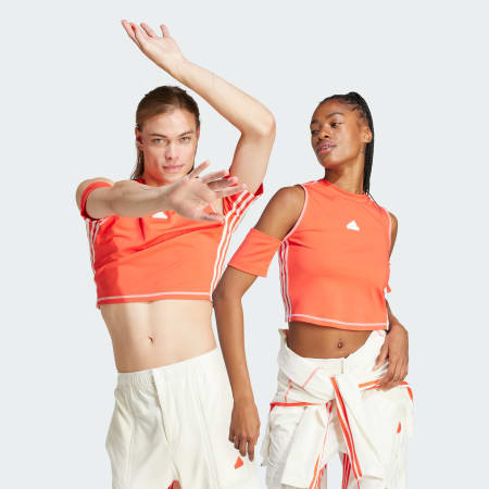 Express All-Gender Cropped T-Shirt