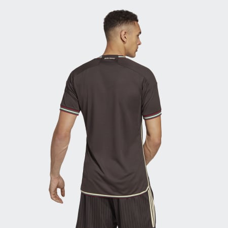 Camiseta Visitante Jamaica 23