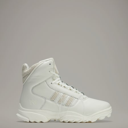 Basket Adidas homme taille 45 1/3