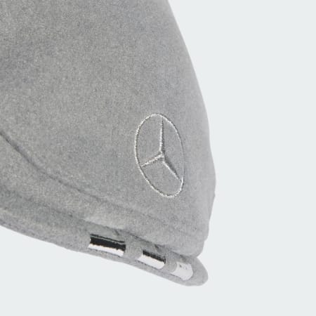 Kačket Mercedes - AMG Petronas Formula One Team Silver Arrows