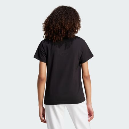 刺繡 T 恤