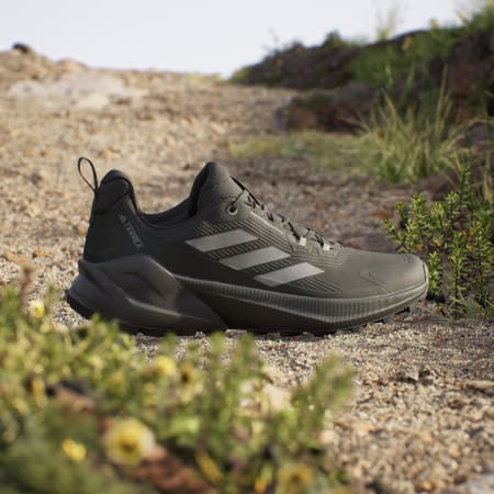 Adidas latest outdoor clearance shoes