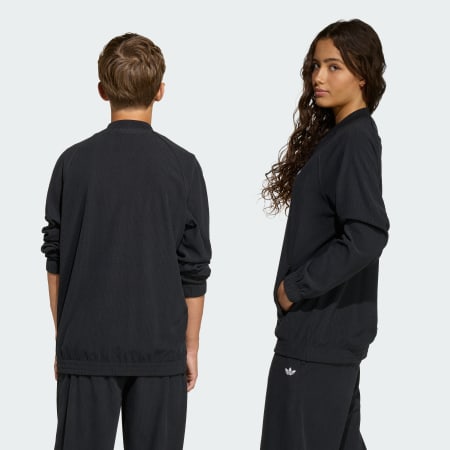 PREDIMENZIONIRAN GORNJI DIO TRENIRKE OD SAMTA SST