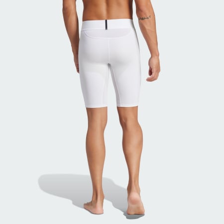 شورت ضيق TECHFIT