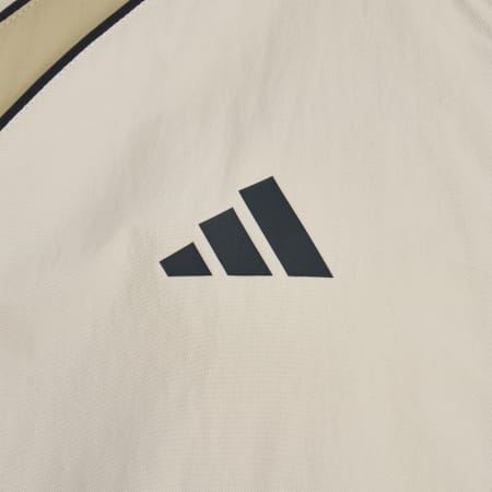 Brand Love 寬鬆輕身梭織外套