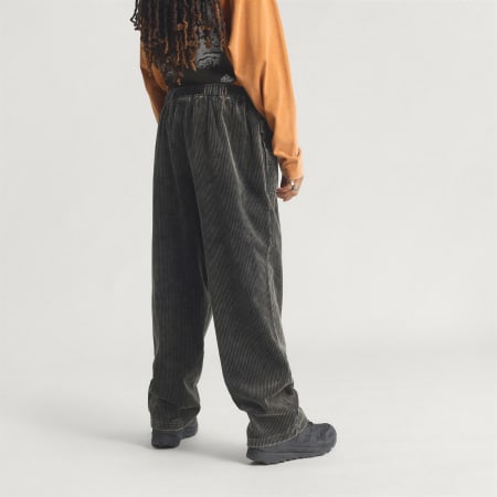 PANTALONI ADIDAS EQUIPMENT DIN CATIFEA REIATĂ