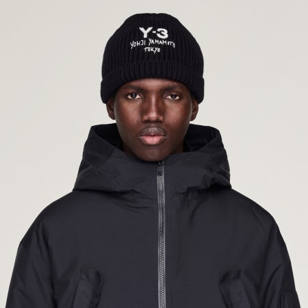 Căciulă Y-3 din tricot gros