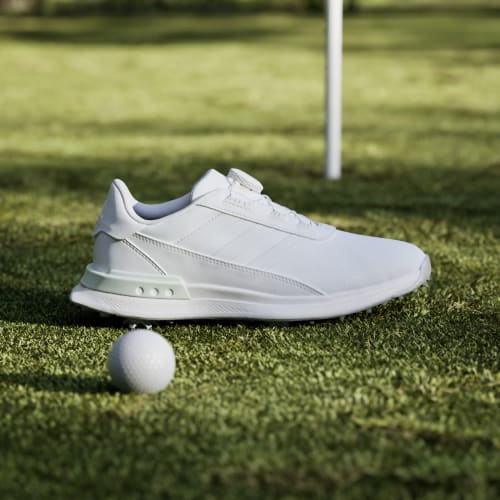 Stylish and Performance-Driven Womens Golf Shoes