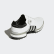 Tour360 EQT Boa sko Cloud White / Silver Met. / Core Black F33619 Tour360 EQT Boa sko Cloud White / Silver Met. / Core Black F33619