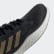 Zapatilla Fluidflow Core Black / Tactile Gold Metallic / Grey Six EG3675 Zapatilla Fluidflow Core Black / Tactile Gold Metallic / Grey Six EG3675