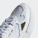 Chaussure Falcon Cloud White / Cloud White / Gold Met. EE8838 Chaussure Falcon Cloud White / Cloud White / Gold Met. EE8838