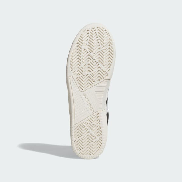 Black 타이션 로우