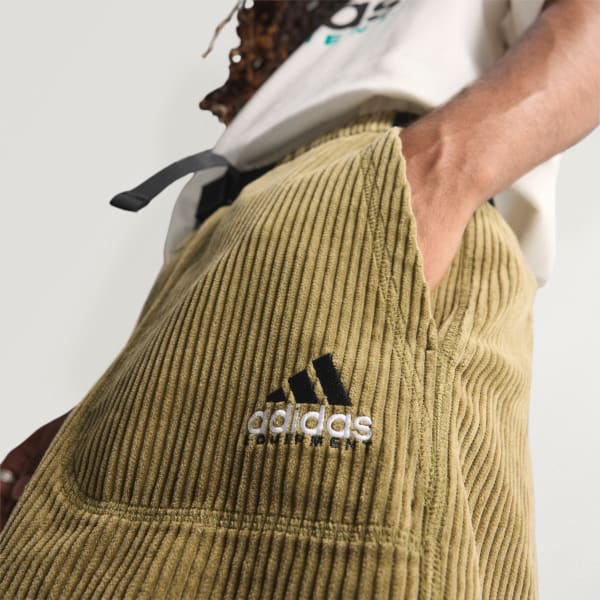 Verde Shorts de corderoy adidas EQT