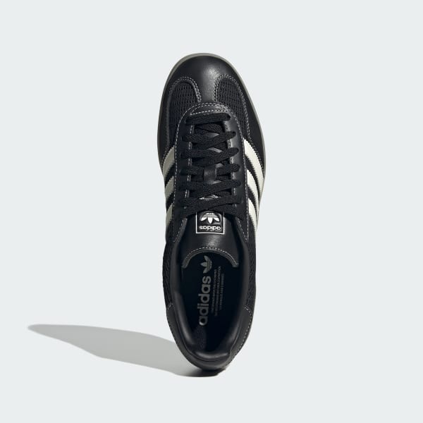 Negro tenis Gazelle Indoor