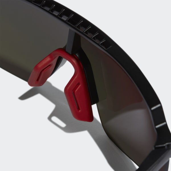 Svart Sport Sunglasses SP0018