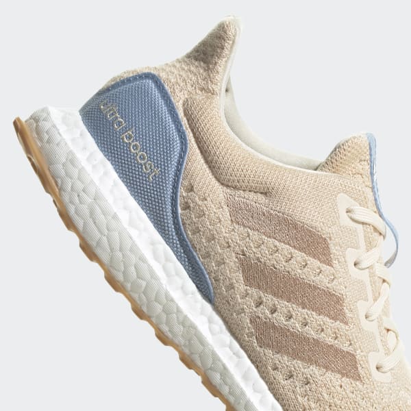 Ultra boost unchanged deals