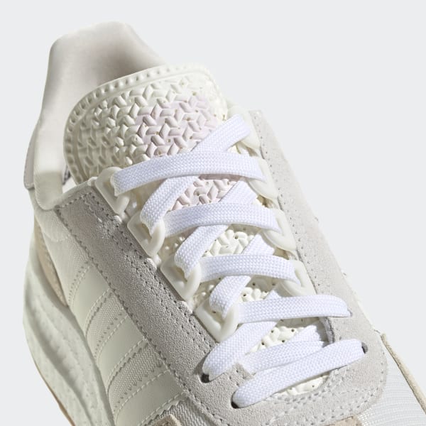 White Retropy E5 Shoes