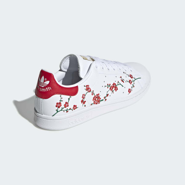 stan smith red flowers