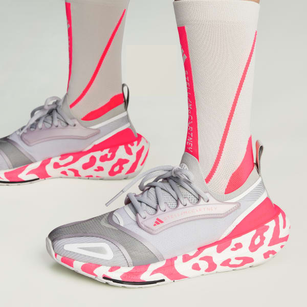 สีเทา รองเท้า adidas by Stella McCartney Ultraboost 23