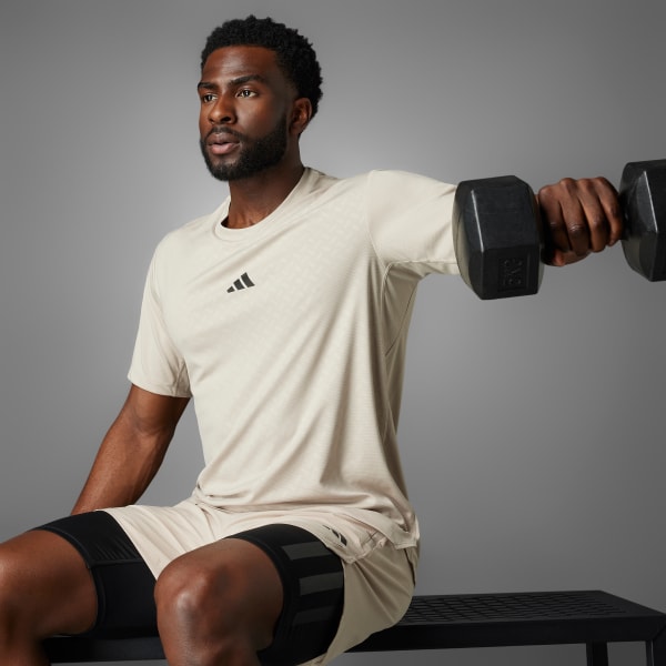 [アディダス] 半袖 Tシャツ デザイン フォー トレーニング ワークアウト半袖Tシャツ IEJ24 メンズ アディダス ジム+ トレーニング 半袖Tシャツ - ブラック | アディダス ジャパン