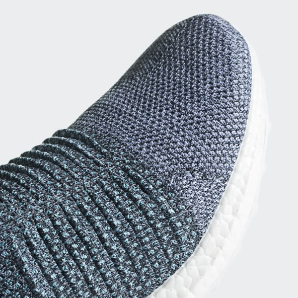 adidas ultra boost laceless parley review