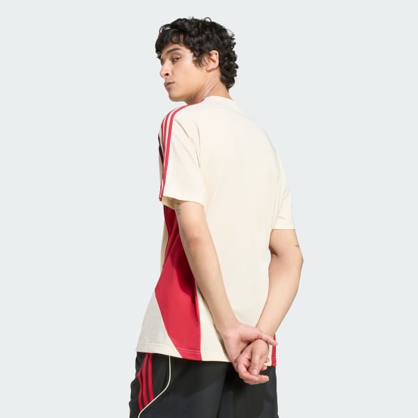 Putih Tee UBP Liverpool FC