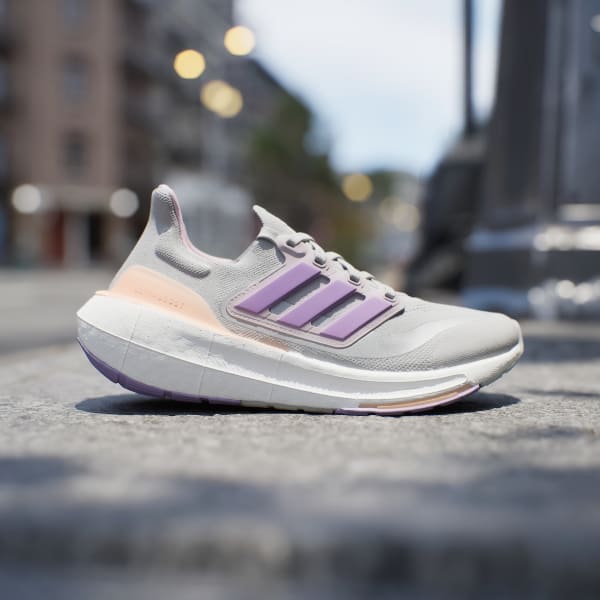 Ultra boost light outlet grey