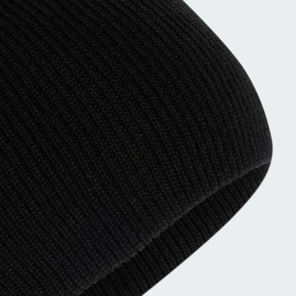 Black Essentials Beanie