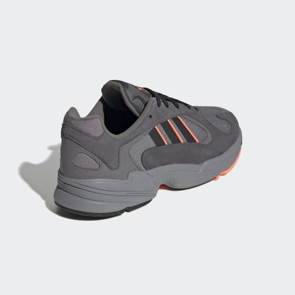 Adidas yung one blanche hotsell