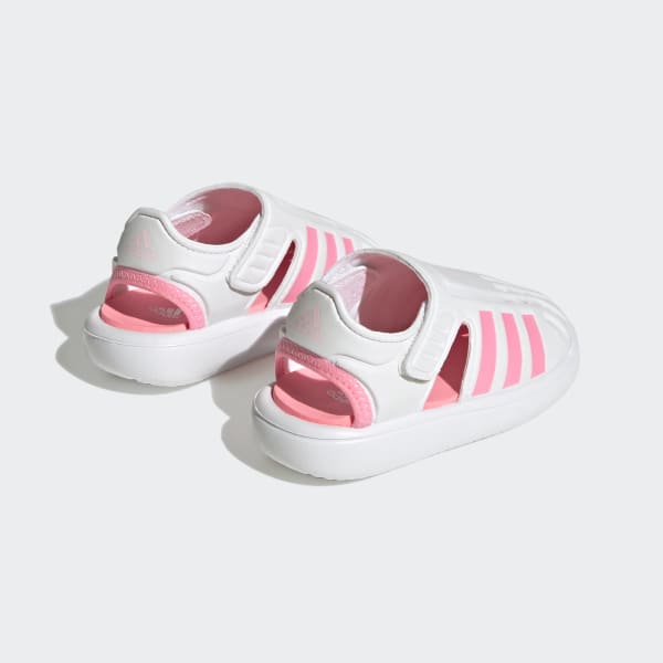 Weiss Closed-Toe Summer Water Sandale