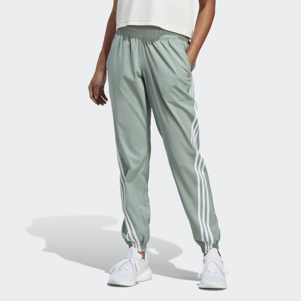 adidas กางเกงขายาวผ้าทอ TRAINICONS 3-Stripes - สีเขียว | adidas Thailand